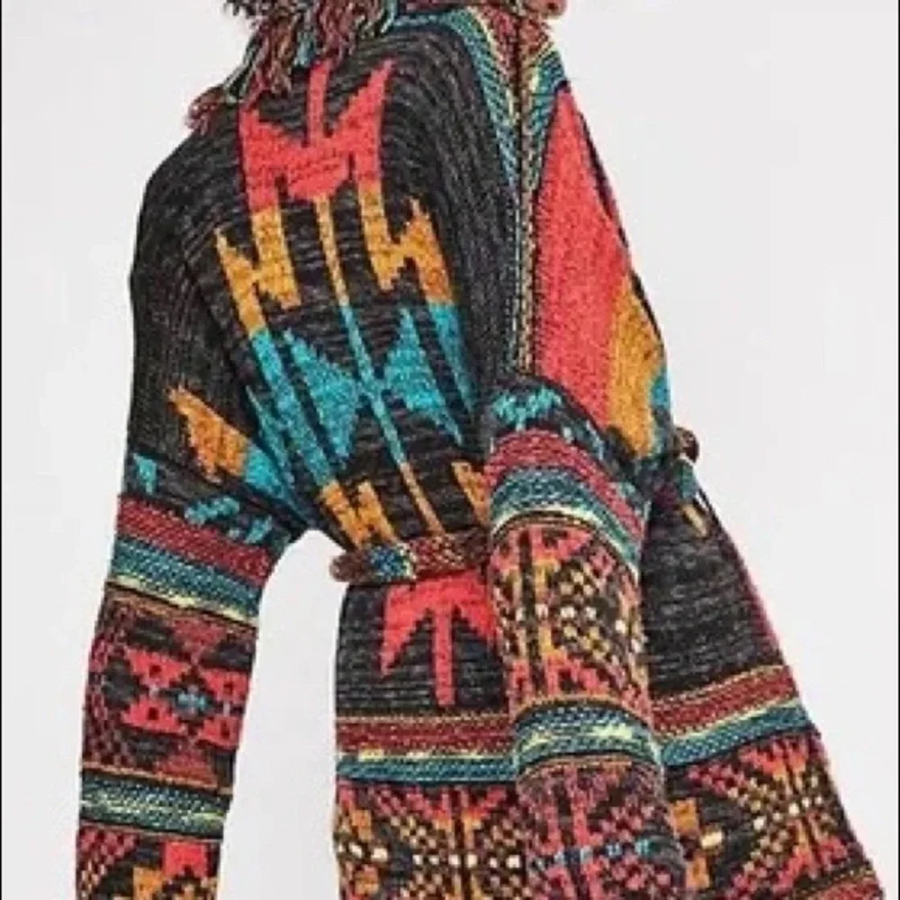FREE PEOPLE Wild Wild West Cardigan Sweater Sz XS S M Knit Lolli
Coachella Aztec - Picture 5 of 16